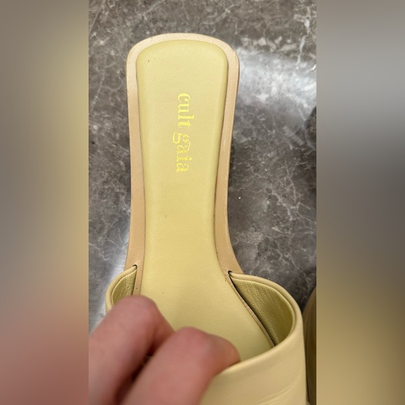 Cult Gaia Tao Sandals - Picture 3 of 7